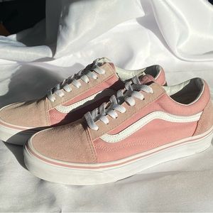 Vans pink old skool canvas/suede shoes. Womens size 7 Mens size 5.5. Good cond.